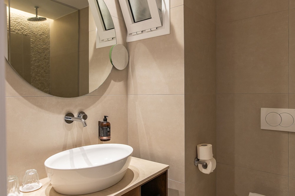 Achilleas Beach Hotel Adults Only 119/120
