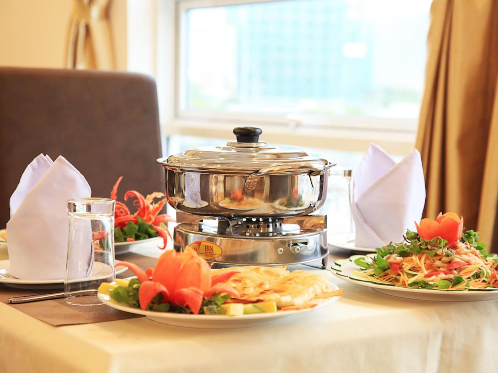 Royal Family Hotel Da Nang 36/50
