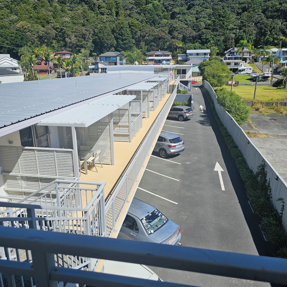 Sea Spray Suites 53/61