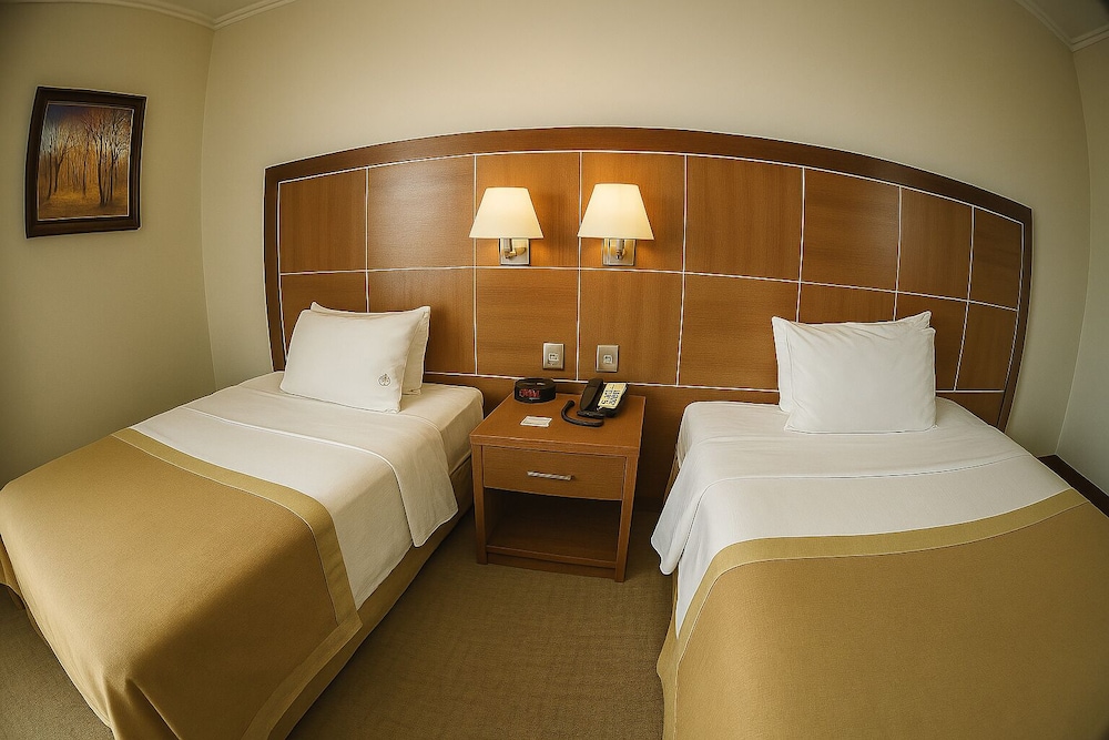 EXECUTIVE, 2 DOUBLE BEDS
