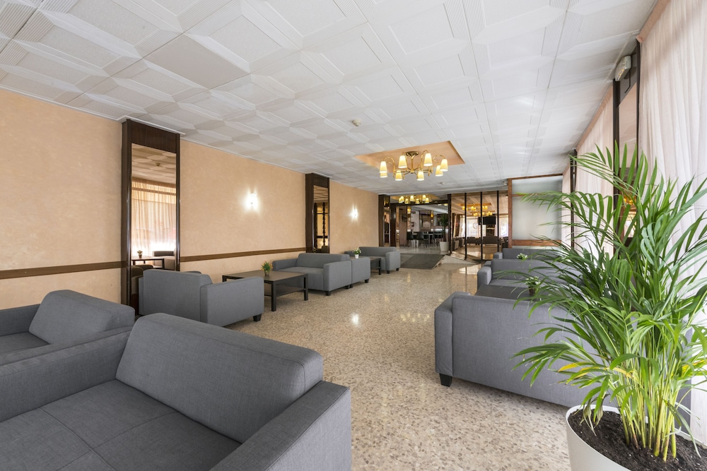 Hotel Marisol 27/50