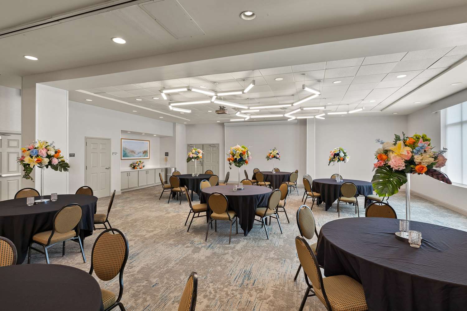 Hilton Garden Inn Atlanta East Stonecrest 51/63