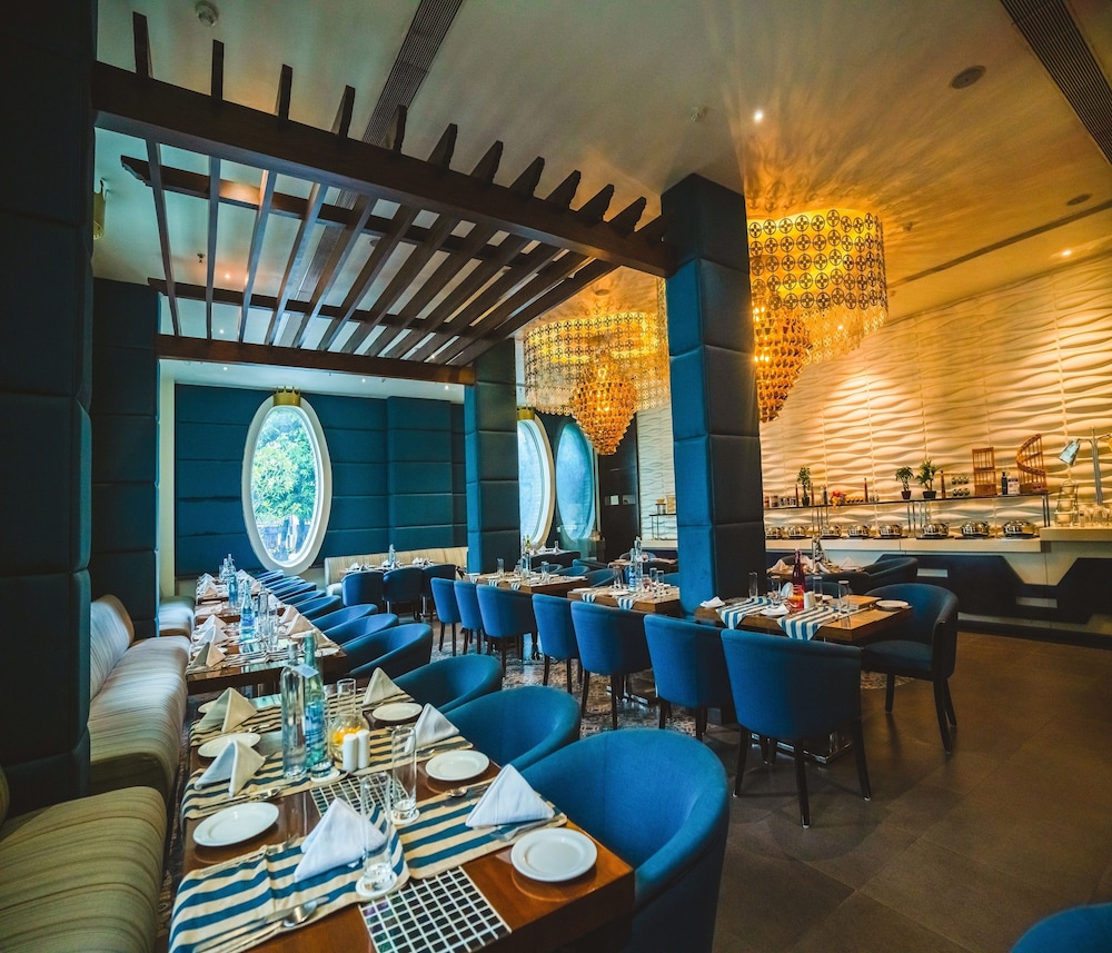 Barsana Hotel And Resort 36/50