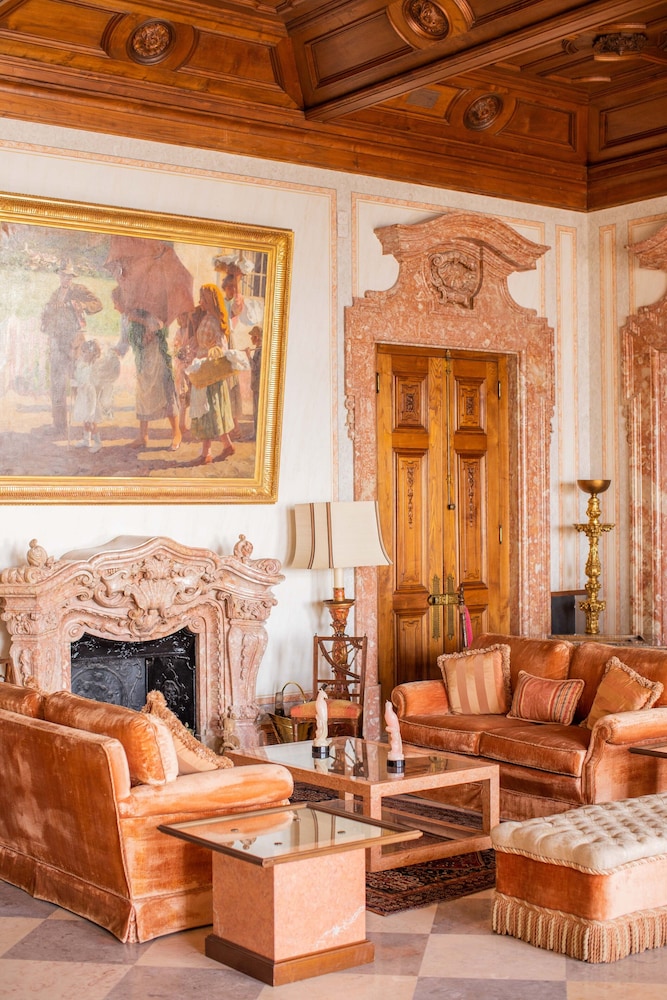 Estoril Vintage Hotel 40/64