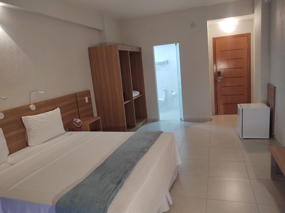 Hotel Quartzo Cristalina 8/26