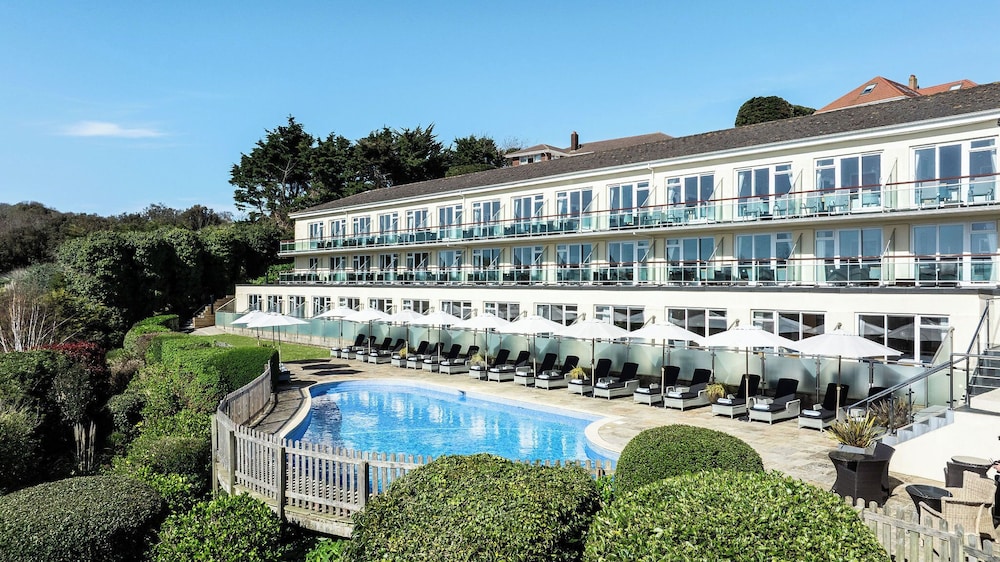 Cristina Hotel in JERSEY