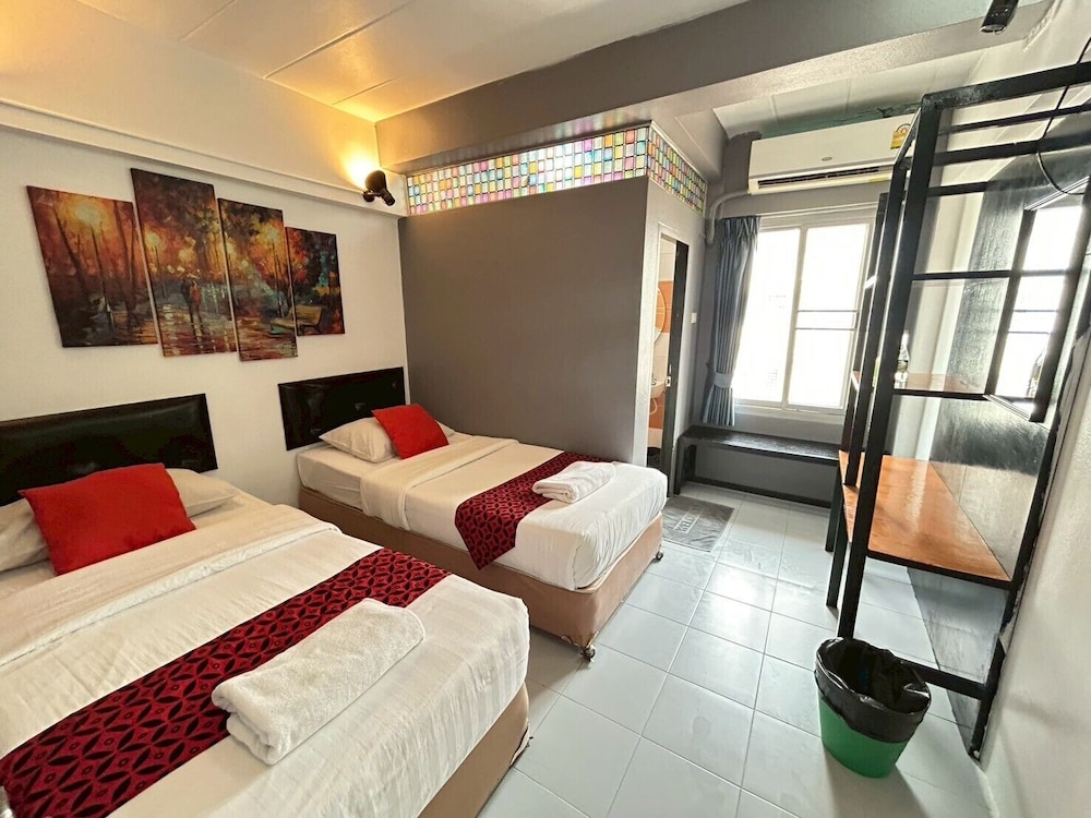 Khaosan Art Hotel 37/75