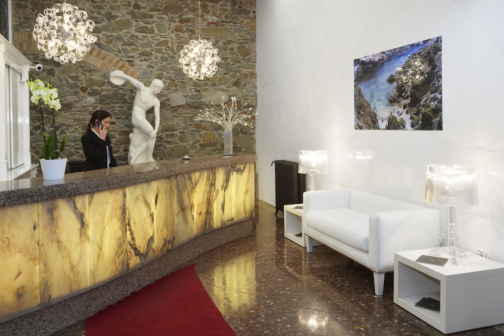 Porto Cristo Hotel 2/48