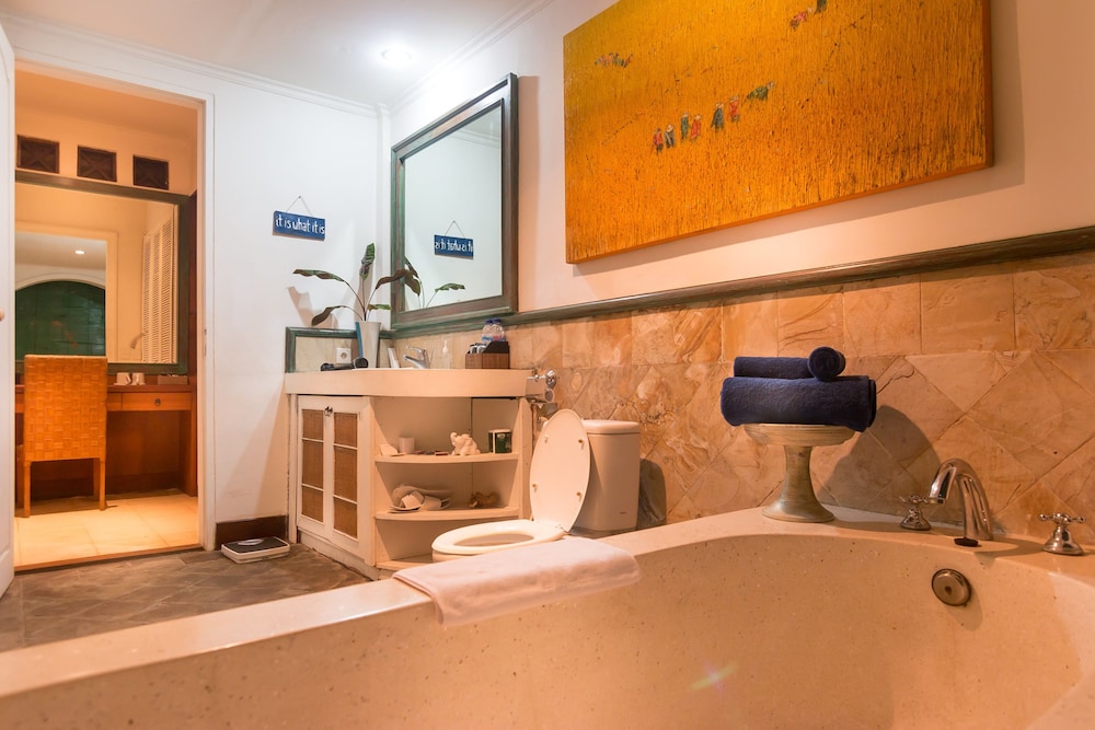 Gajah Biru Bungalows 23/50