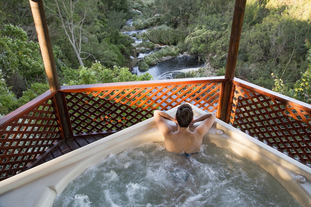 The Fernery Lodge & Chalets 17/50
