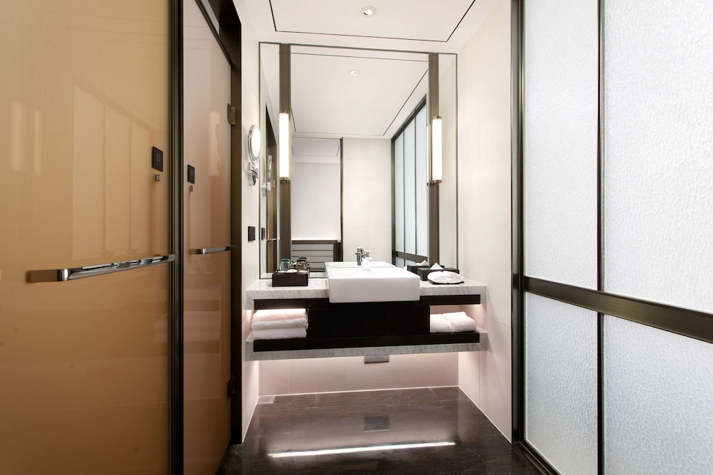 Ramada Plaza by Wyndham Poyang 20/20