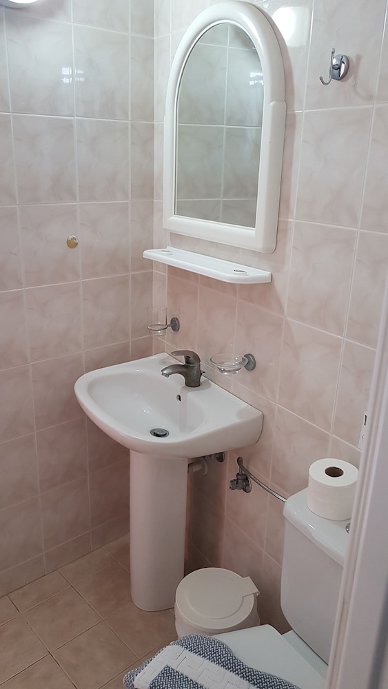 Camari Garden Apartments 18/21