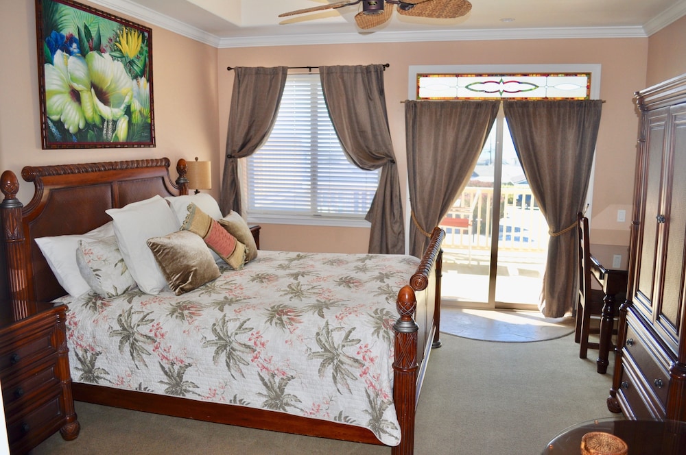 Cayucos Sunset Inn Bed and Breakfast 11/50