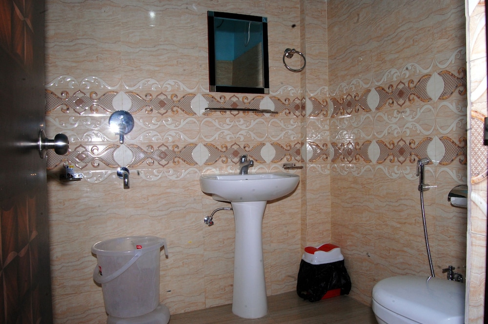 Hotel Devbhoomi Inn 39/40