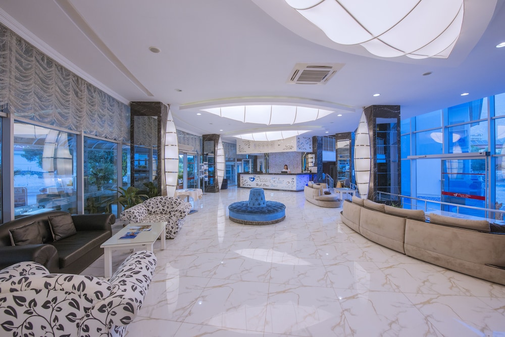 swimming pool spa