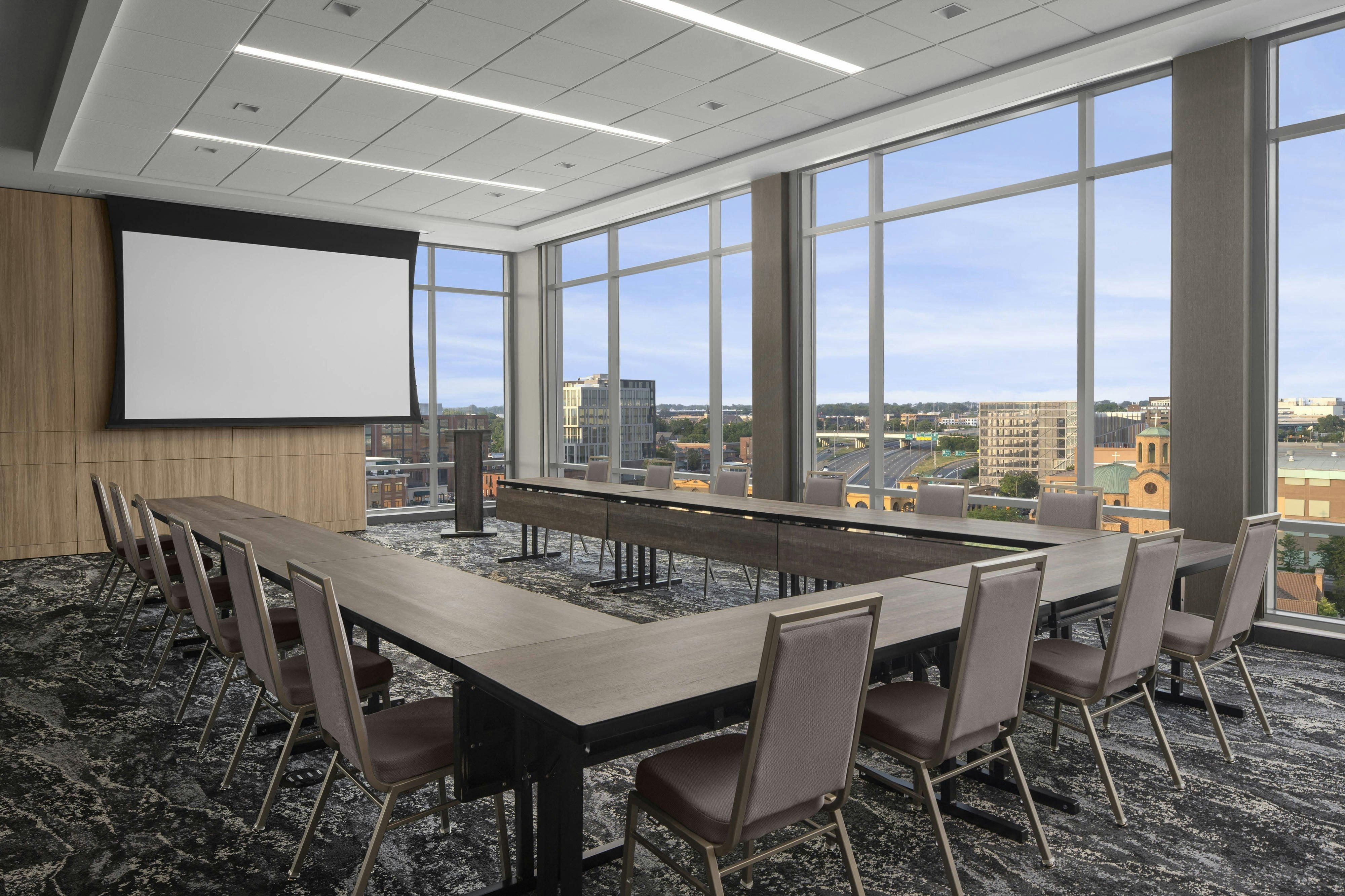 AC Hotel by Marriott Columbus Downtown 18/22