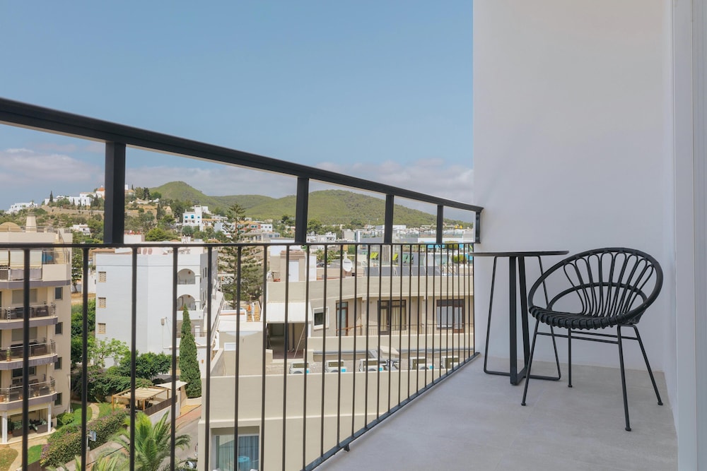 Hotel Riomar, Ibiza, a Tribute Portfolio Hotel 23/47