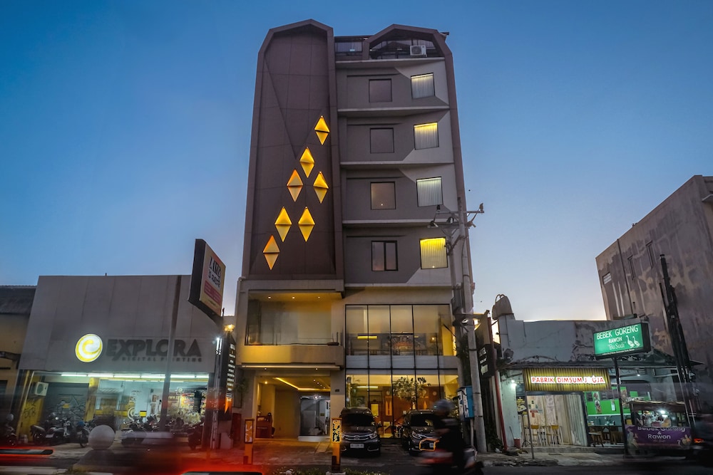 Yellow Star Hotel Gejayan 4/51