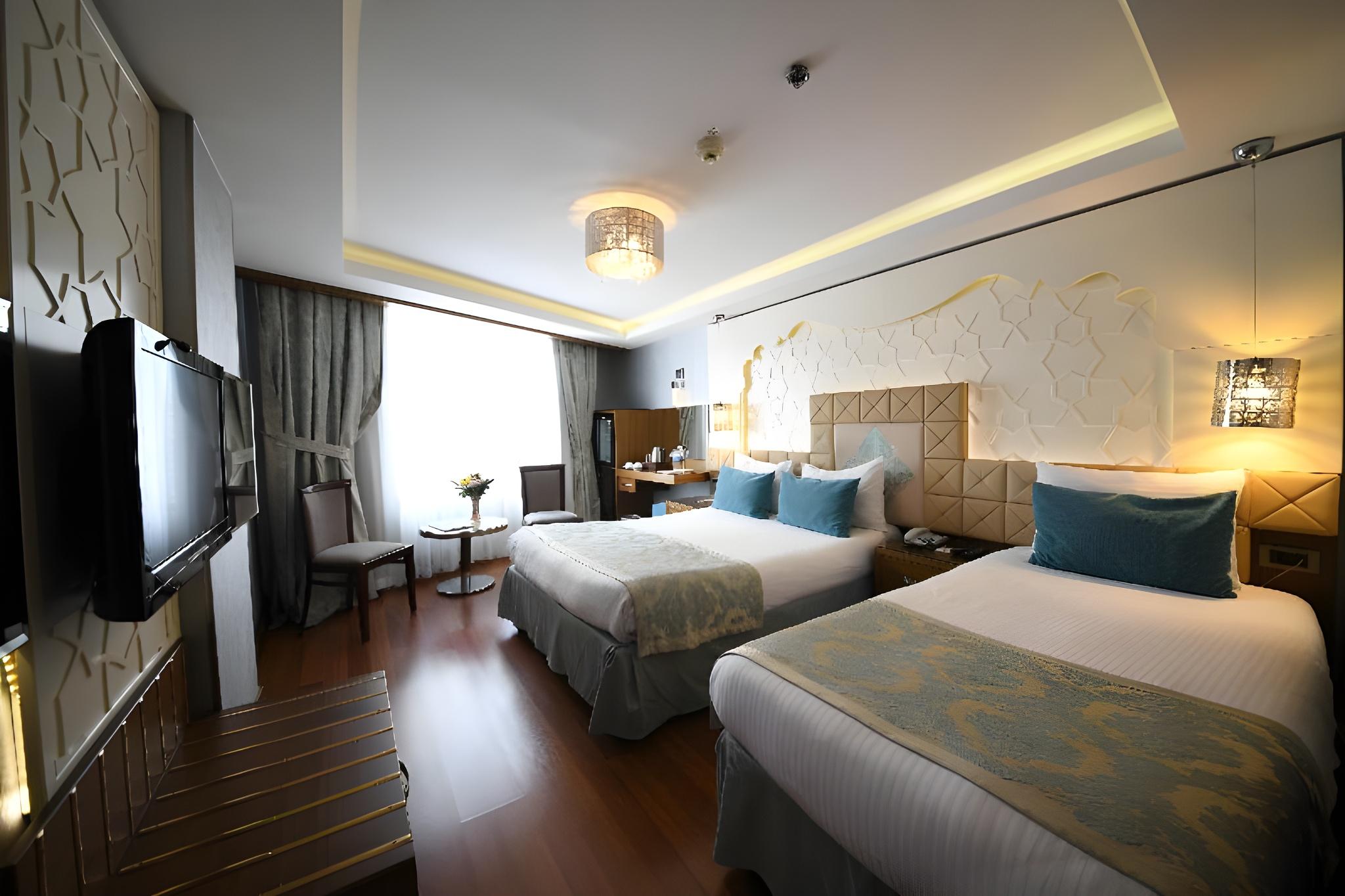 Superior, 2 Double Beds, Sea View