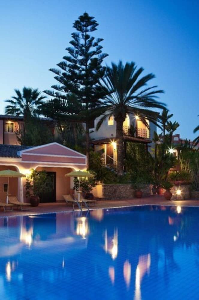 CALA GINEPRO RESORT AND SPA 42/50