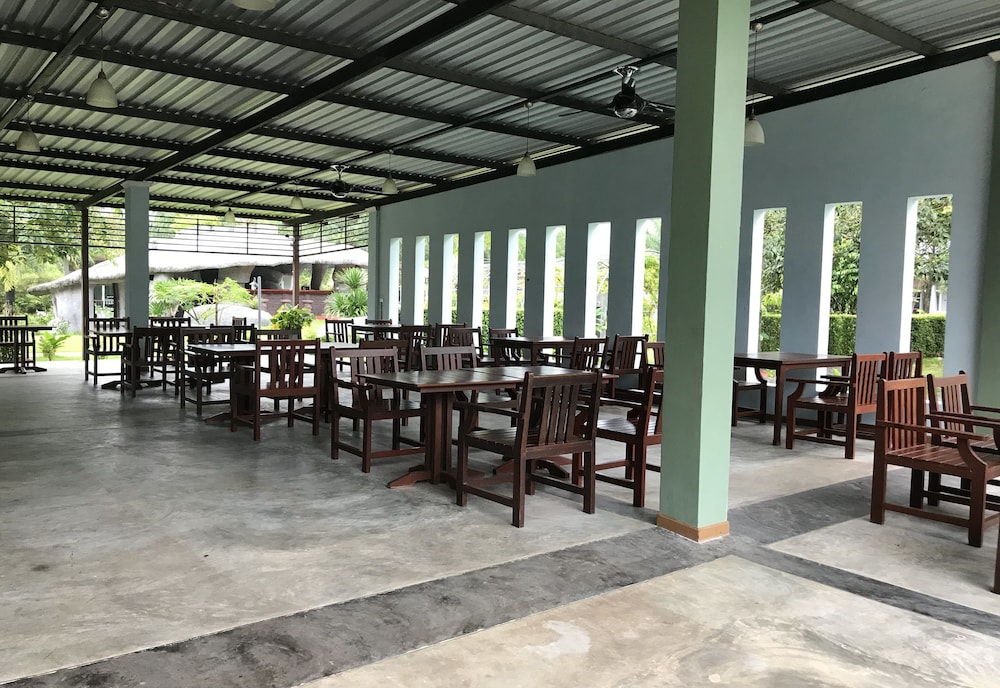 Khaolak Mountain View 25/50