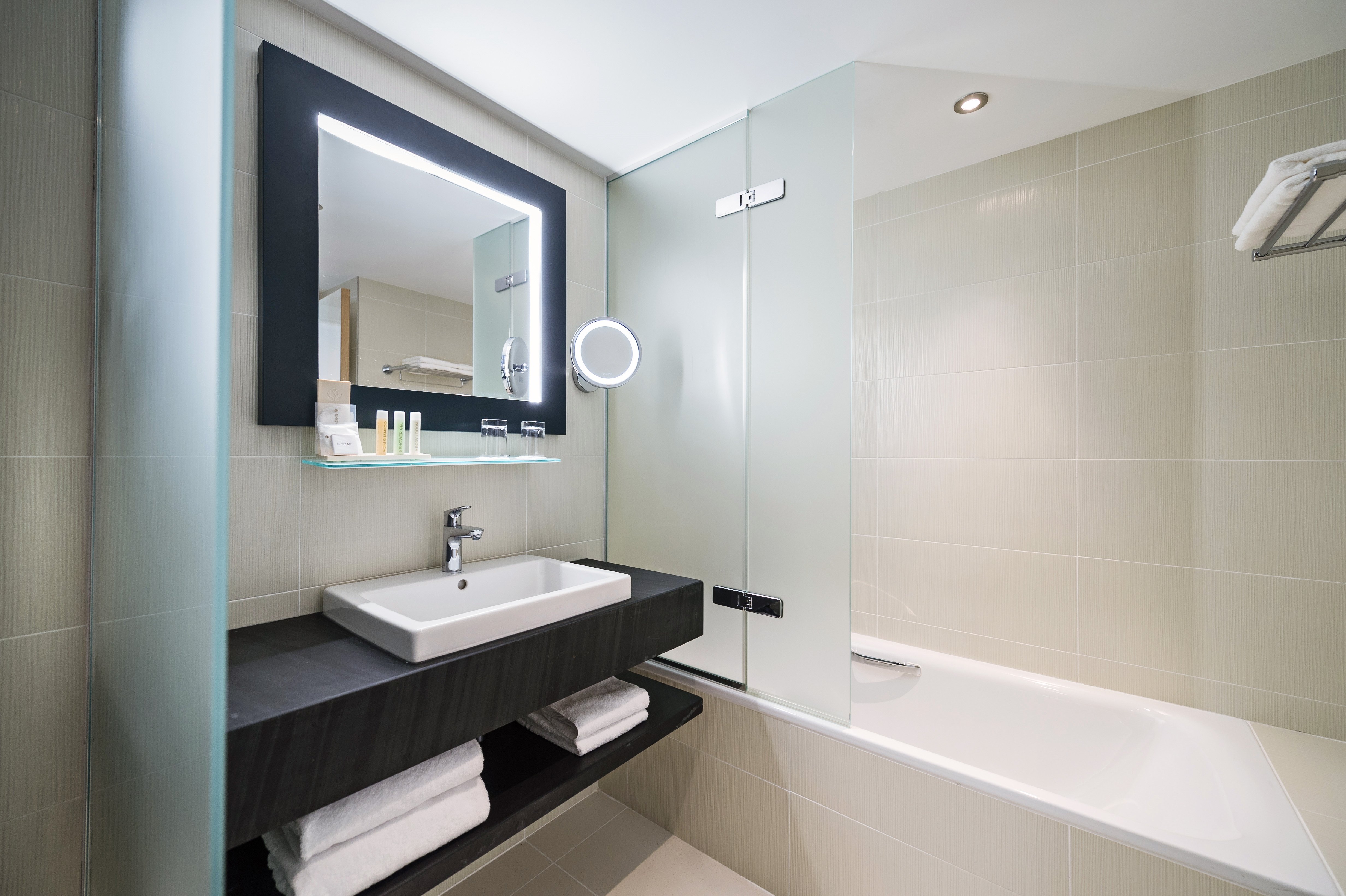 Golden Tulip Marseille Euromed 62/63