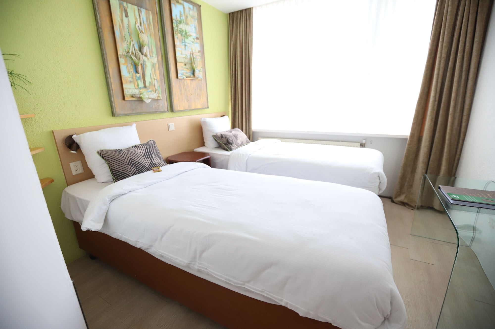 غرفة كومفورت بسرير مزدوج أو سريرين منفصلين، Hotel Jupiter 10/10