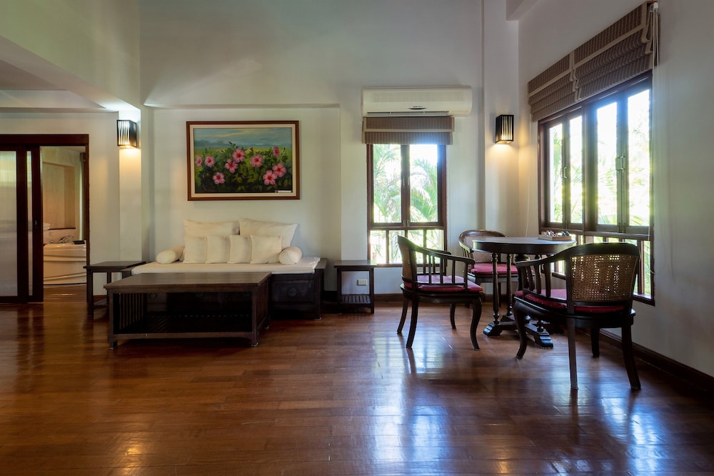 Royal Lanta Resort & Spa 37/71