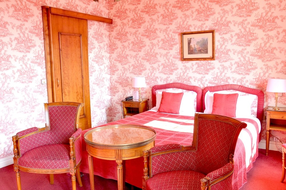 Grand Hotel Des Templiers 58/68