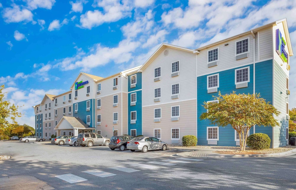 Extended Stay America Select Suites Wilmington West (ex WoodSpring Suites Wilmington) 38/42