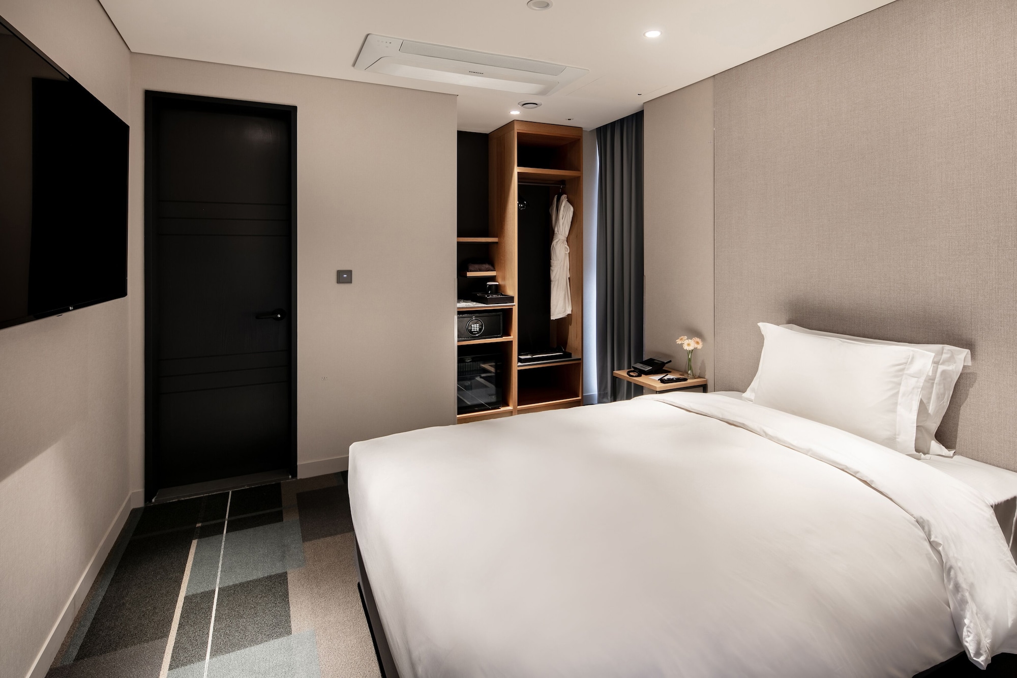 STANDARD, SINGLE, SINGLE BED, SMALL, CORNER