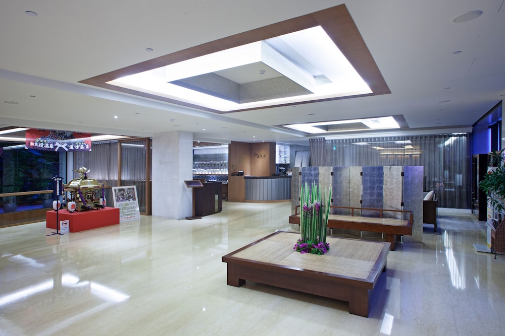 Sweetme Hotspring Resort 11/65