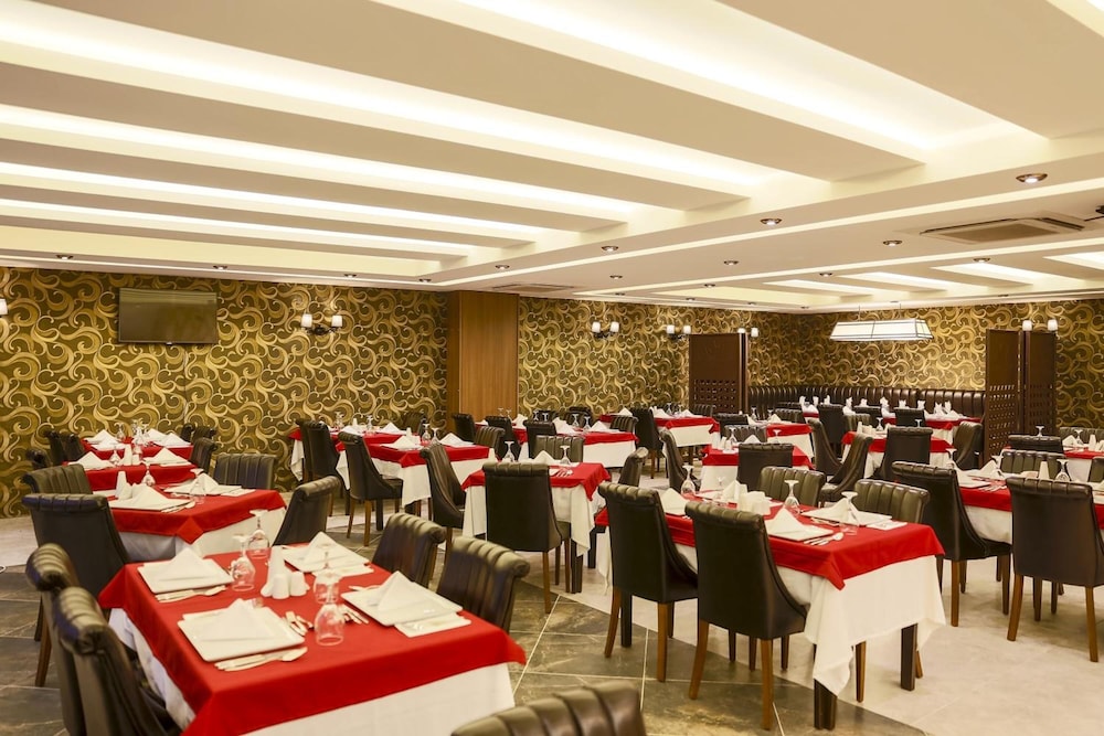 Inegol Royal Hotel 32/41