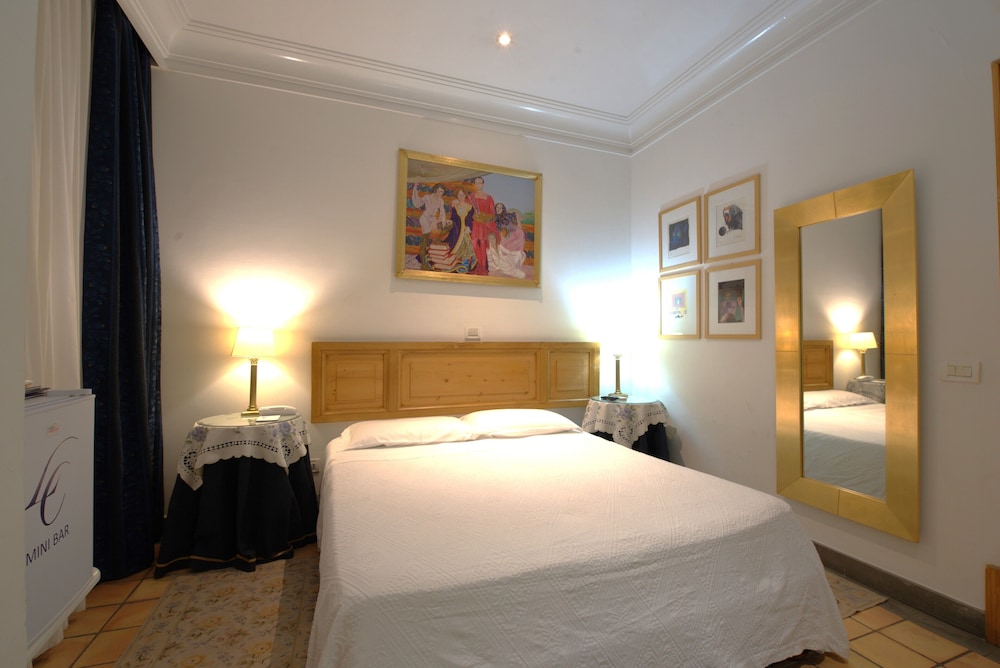 Hotel Locanda Cairoli 7/50