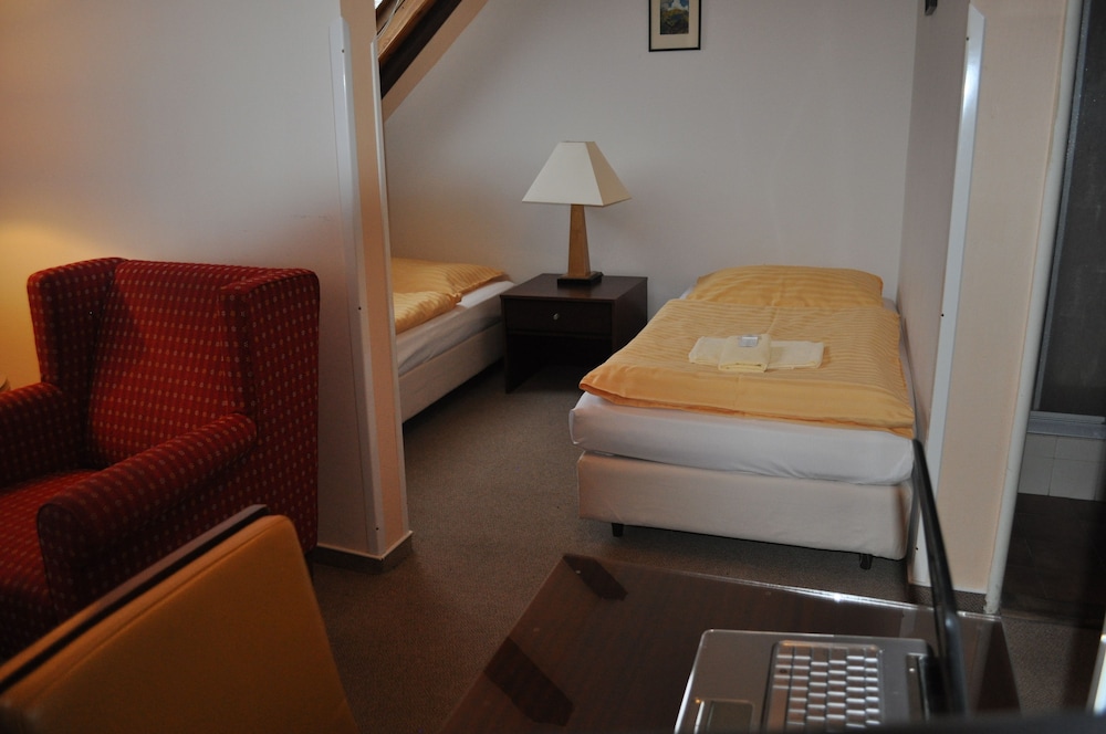 Hotel Svornost 16/72