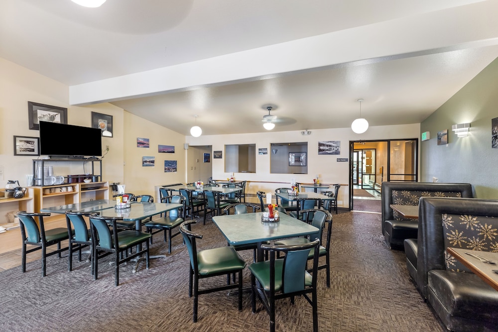 Breeze Inn 41/54