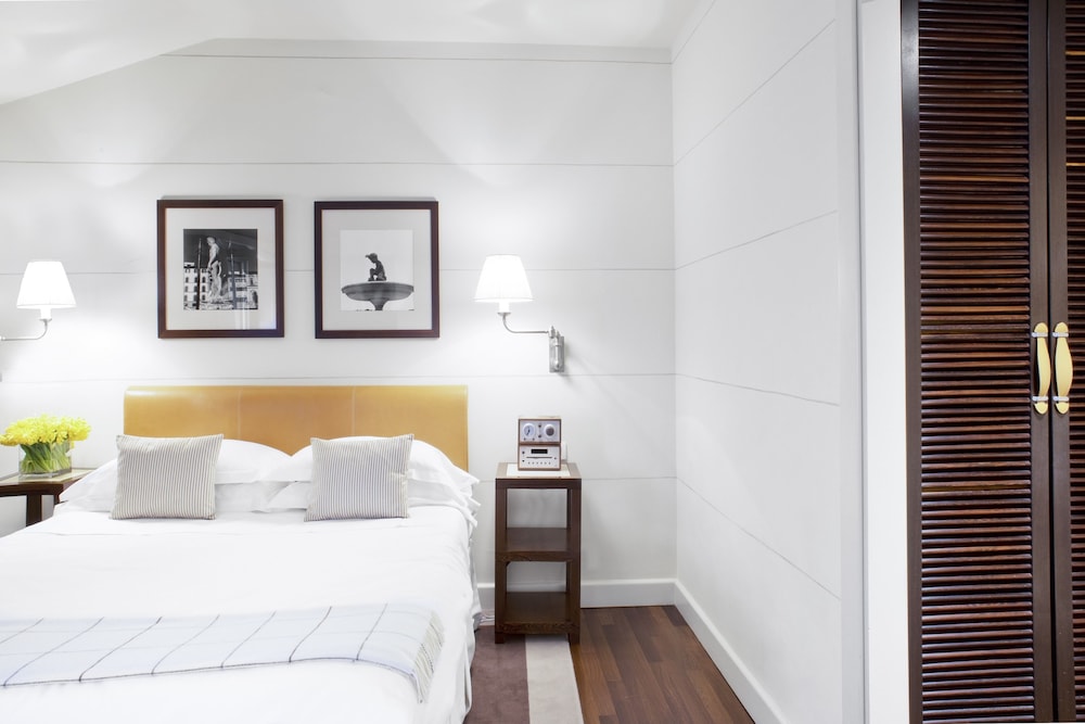 Gallery Art Hotel 8/39