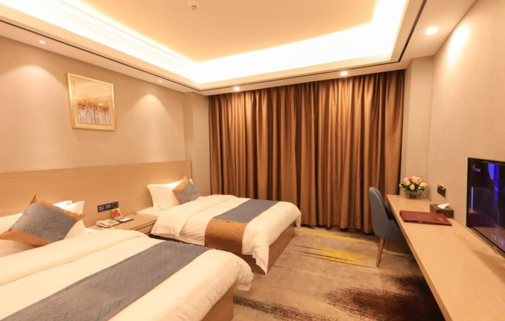 Five Rams City Hotel 15/28