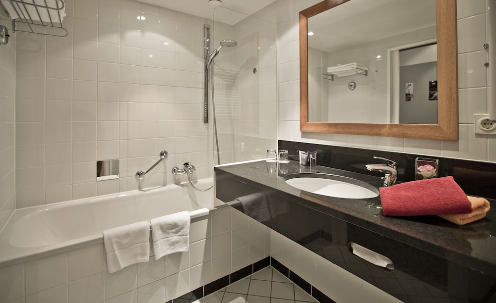 Scalaria The Event Resort-Seevilla 49/50