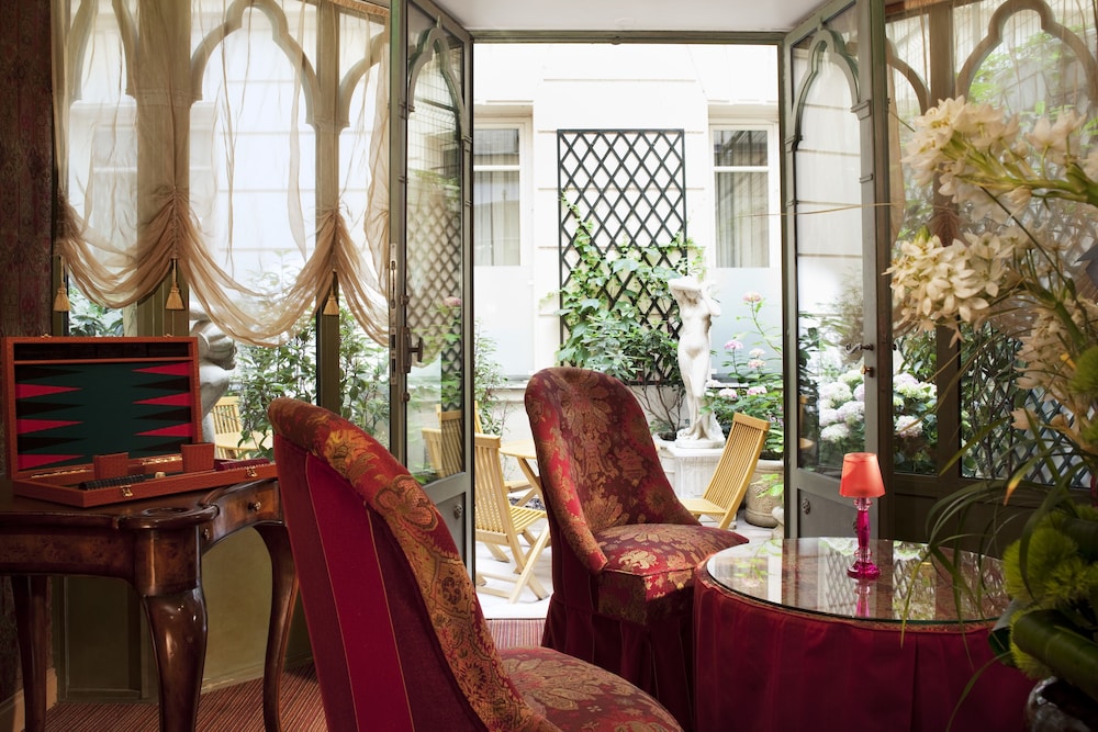 Hotel Chambiges Elysees 19/43