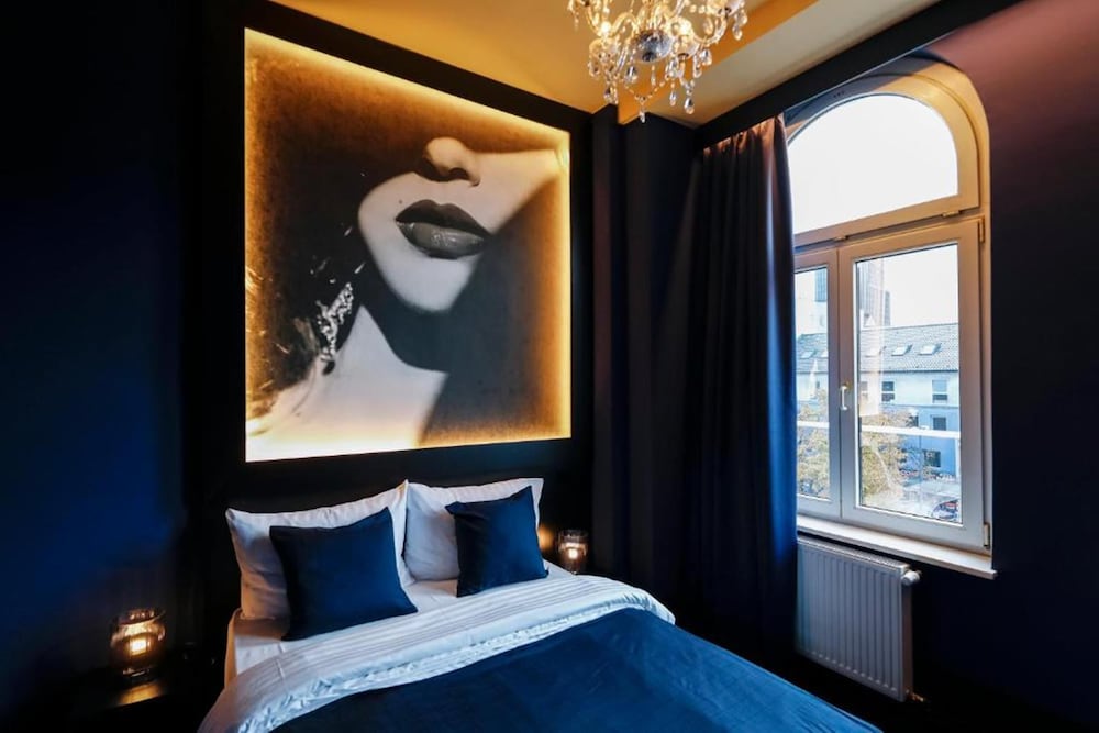 Sleephotels Casino 16/58