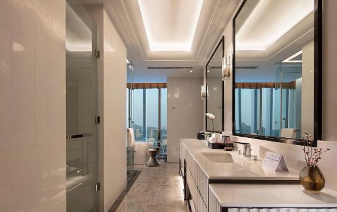 2 BEDROOMS, PRESIDENTIAL, SUITE, KING BED