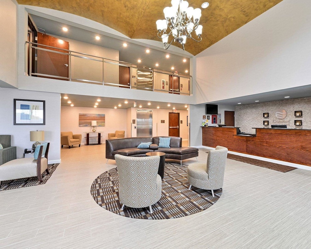 Comfort Inn & Suites Springfield I-55 5/37