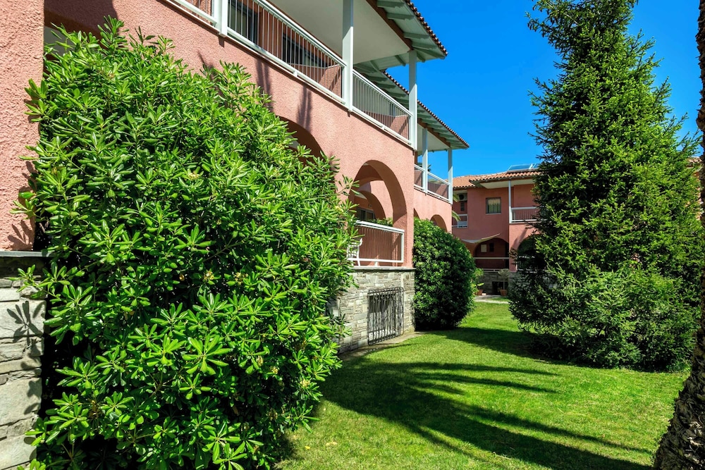 Hanioti Village Resort 66/70