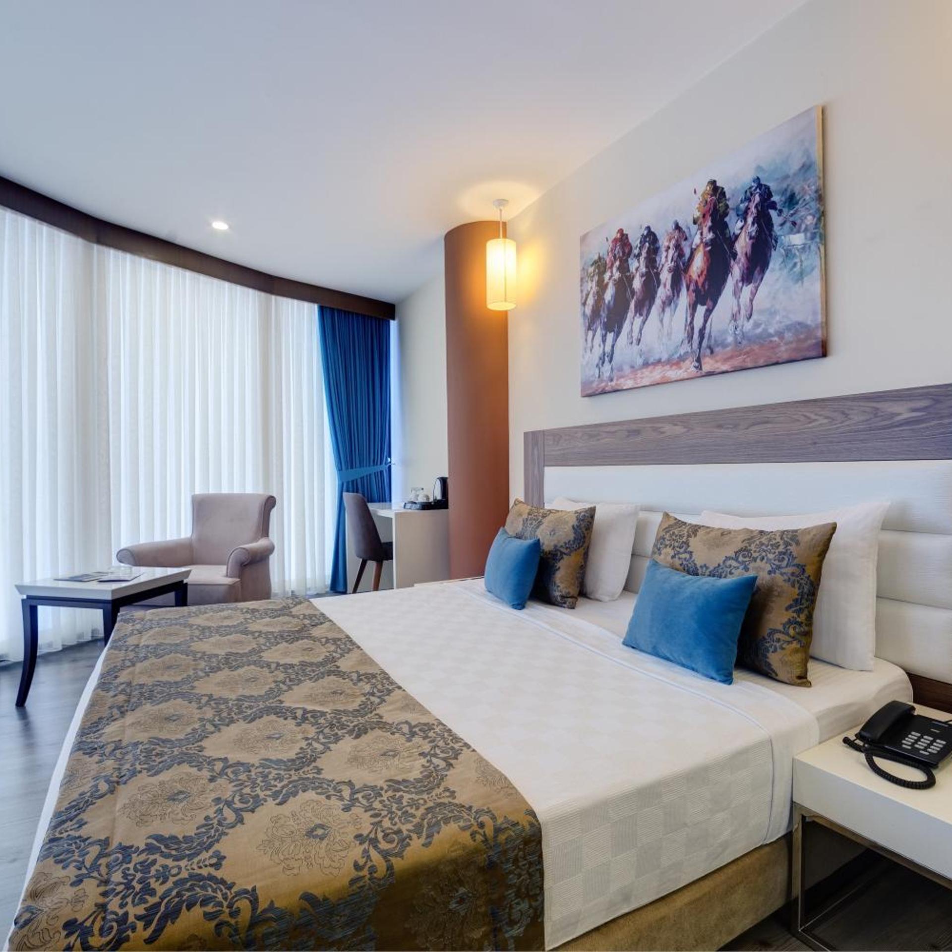 Forum Suite Hotel 10/70