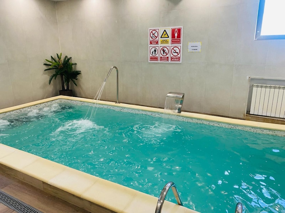 HOTEL BULEVARD PREDEAL 42/56