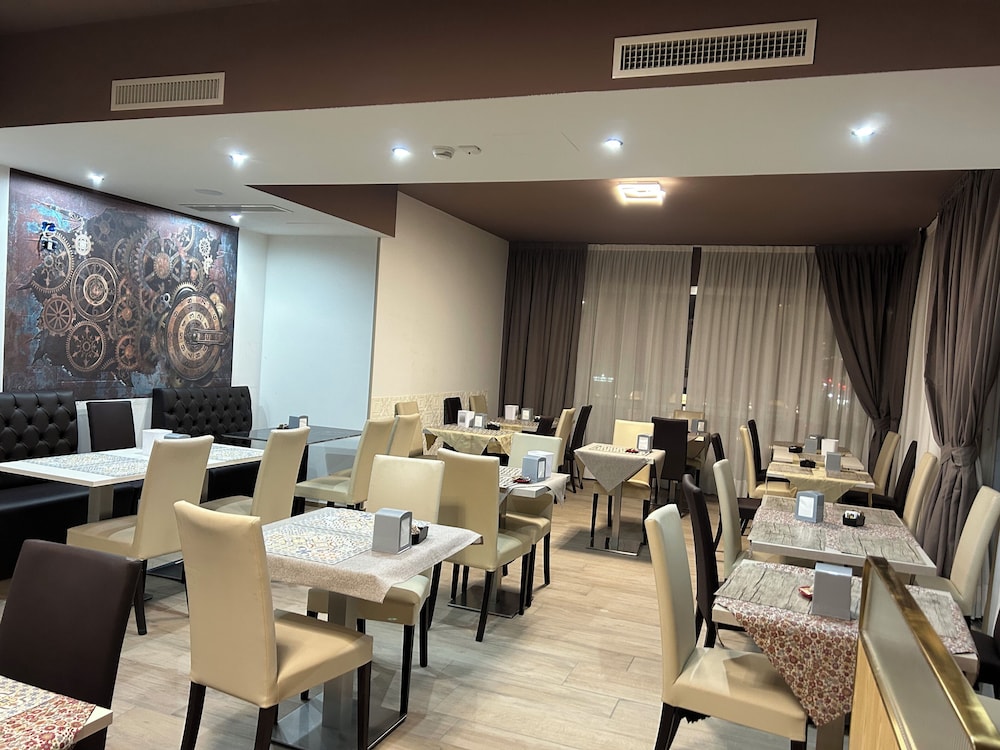 Hotel Stradivari 42/50