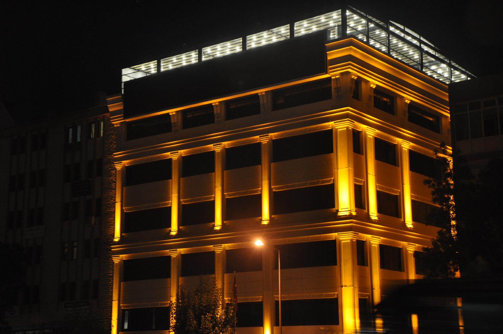 Serviced, Apartment