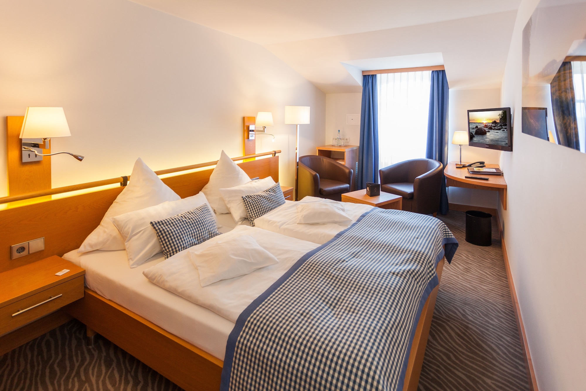 Room, Double Bed, Sea View
