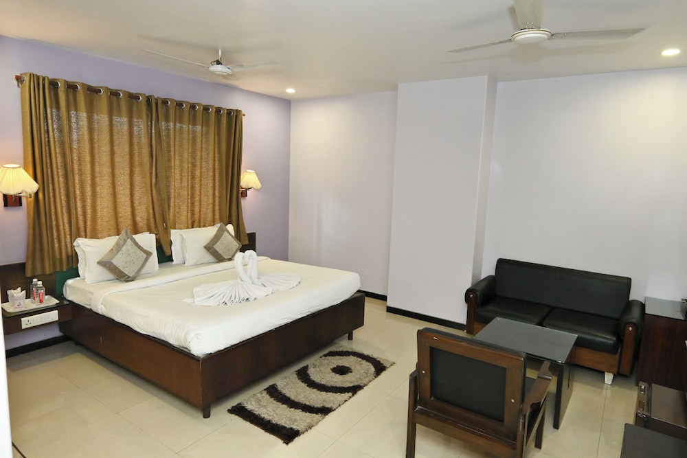 Hotel Simran Heritage Pvt. Ltd. 27/55